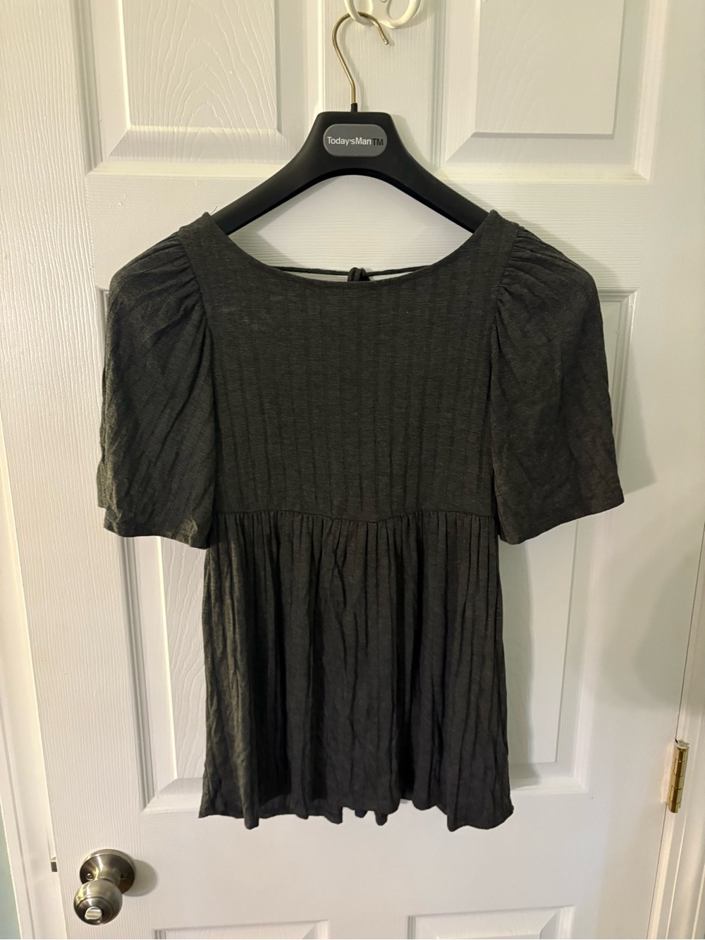 AE Studio (American Eagle Outfitters) dark gray babydoll knit top